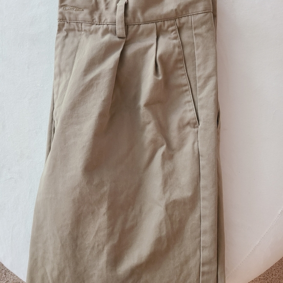 Pleated Khaki Dockers Chinos 33/30 - Picture 3 of 6